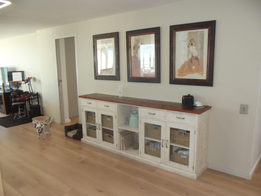 3 Bedroom Property for Sale in Bloubergrant Western Cape